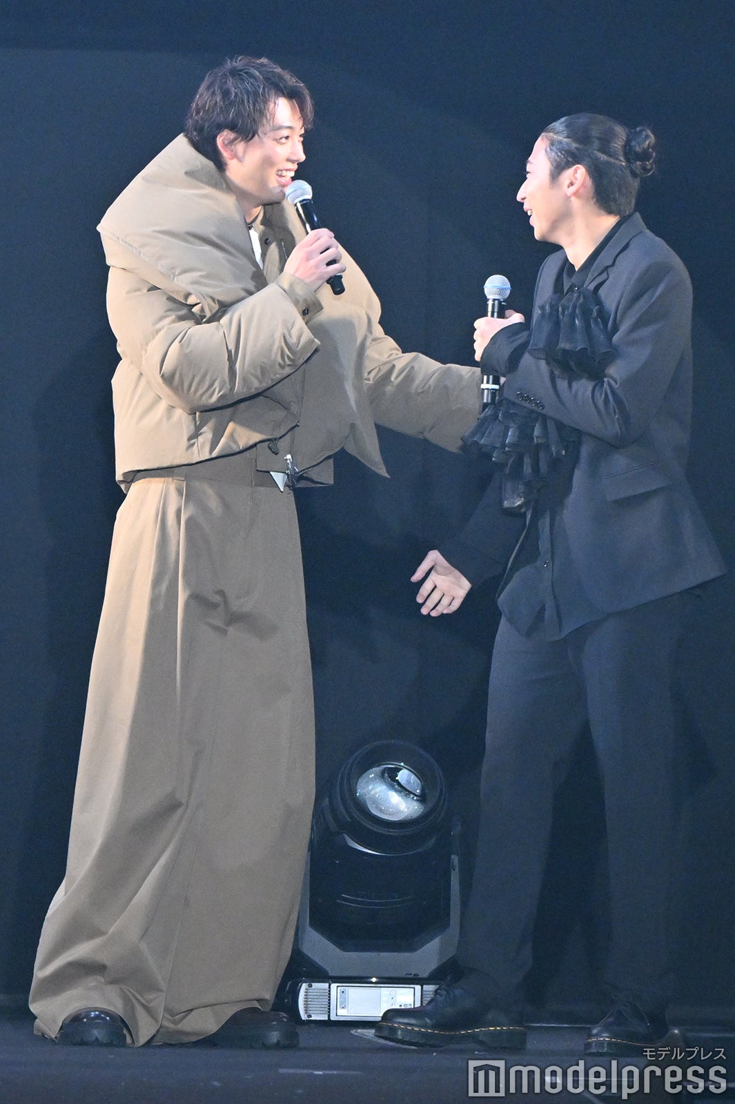 竹内涼真、橘優輝（C）モデルプレス