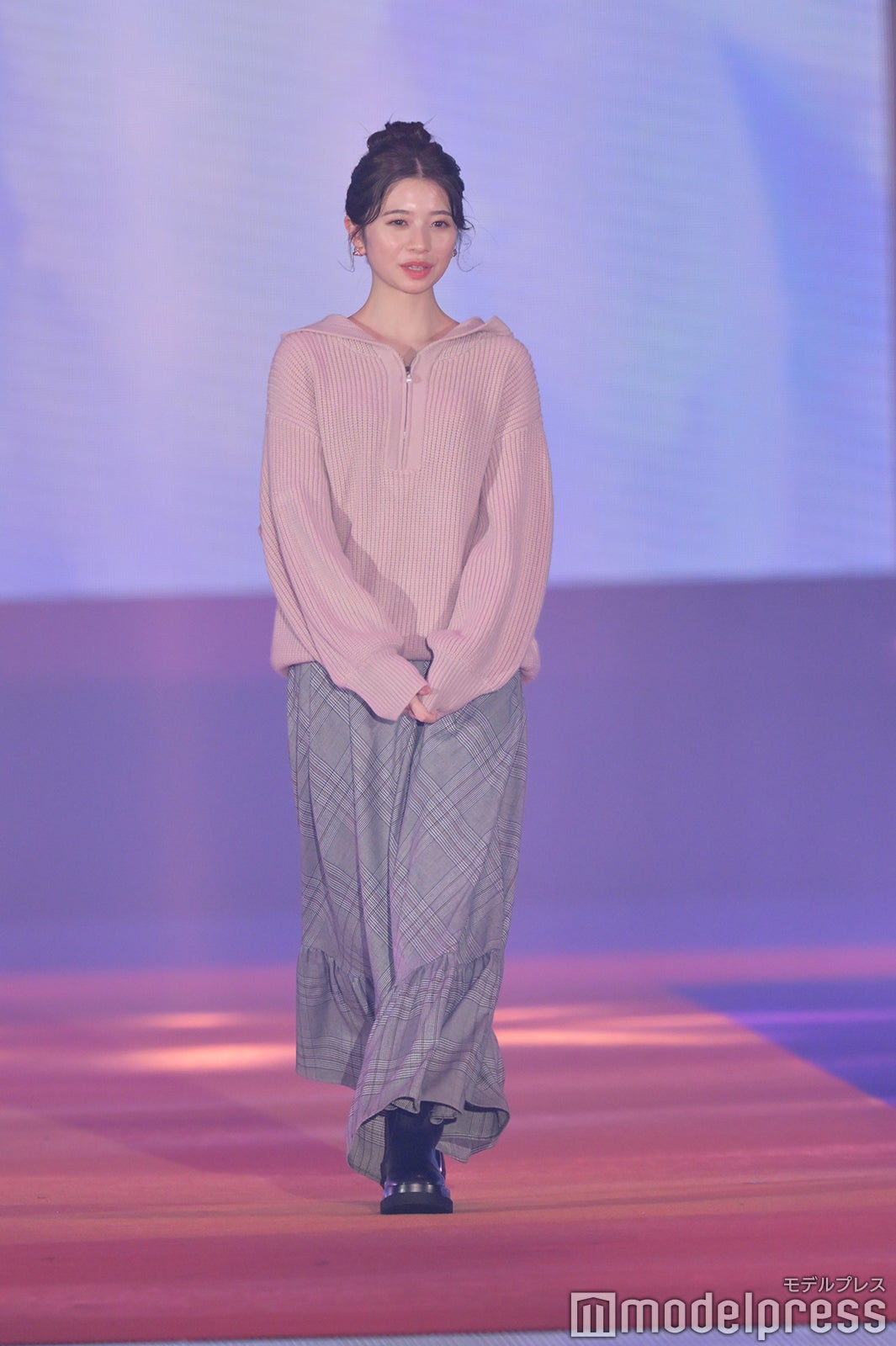 （C）モデルプレス