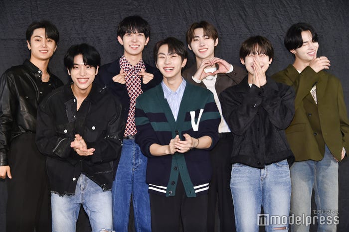 (後列左から)JAY、HEESEUNG、SUNGHOON、NI-KI(前列左から)JAKE、JUNGWON、SUNOO/ENHYPEN(C)モデルプレス