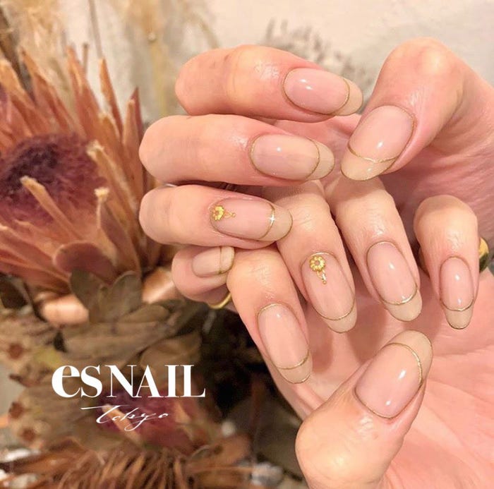 引き締まった印象の囲みフレンチ(画像提供:esNAIL)