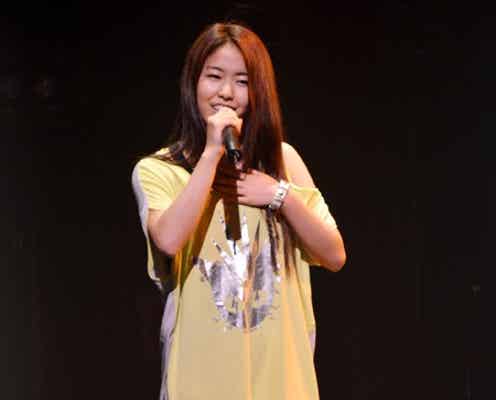 「ショムニ」主題歌で話題の新歌姫・Serena、迫力のステージに観客釘付け