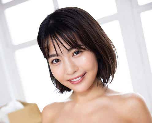人気レースクイーン佐々木萌香、セクシーすぎる姿でネットショッピング