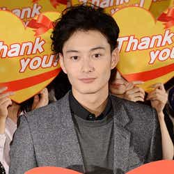 モデルプレス - 岡田将生、小栗旬からのプレゼントに「身が引き締まりました」