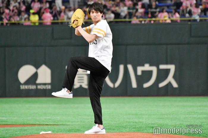 鈴木伸之 (C)モデルプレス