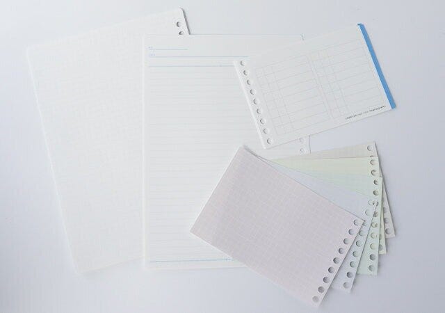 宝島社の「図案スケッチブック」A5バインダーポーチつき