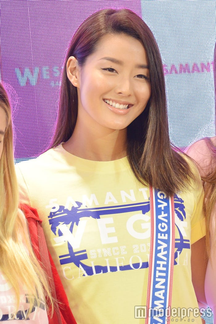 すみれ (C)モデルプレス