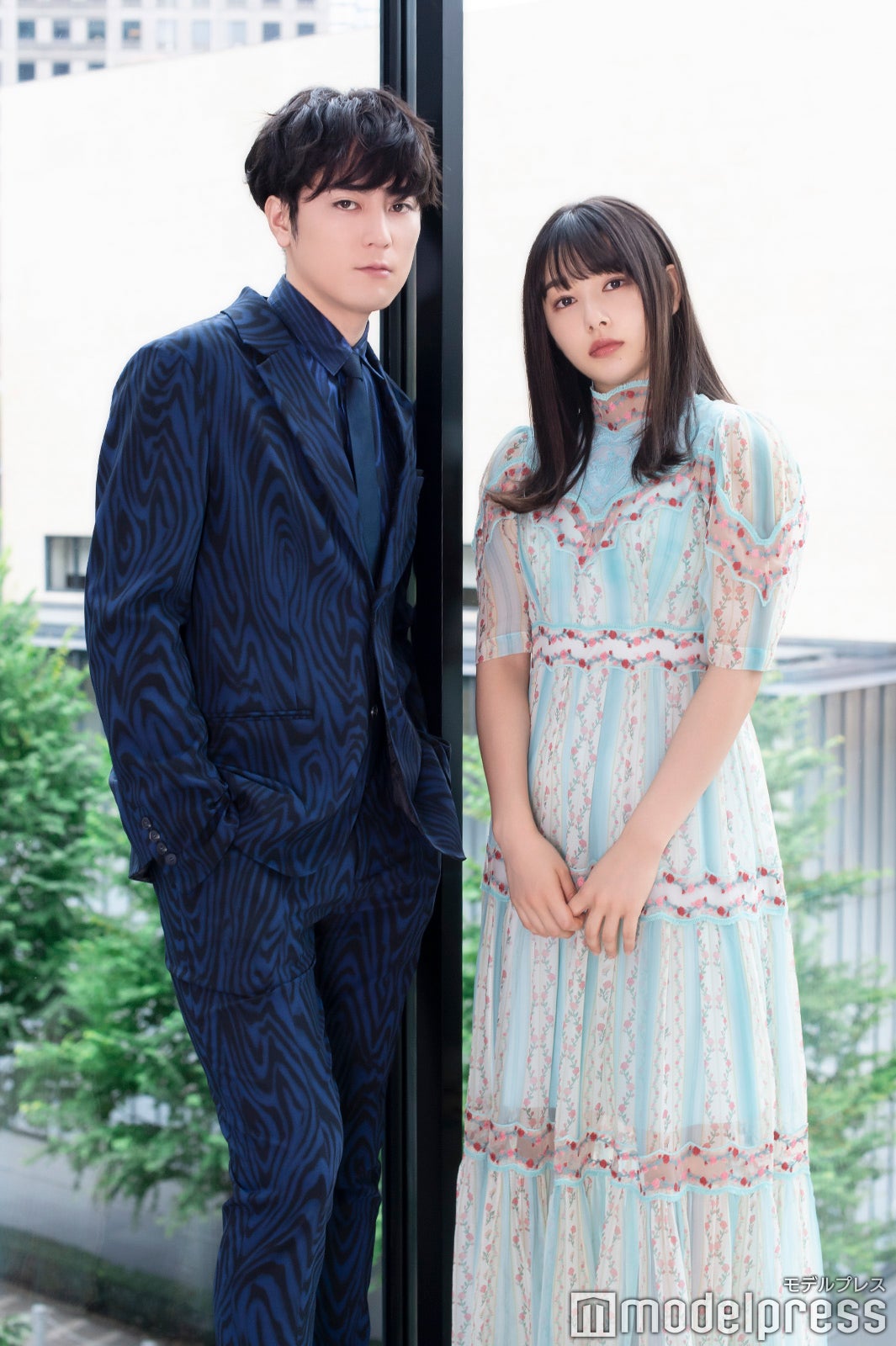 間宮祥太朗、桜井日奈子（C）モデルプレス