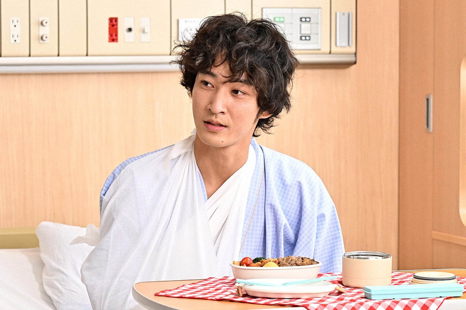 上杉柊平「１８／４０～ふたりなら夢も恋も～」第7話より（C）TBS