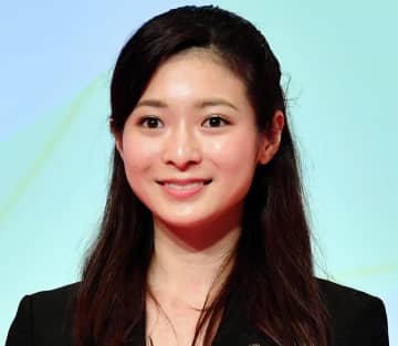 勉強1年弱で！テレ朝女子アナが超難関資格に合格 すげー！早朝レギュラー出演しながら合格率約12％を突破