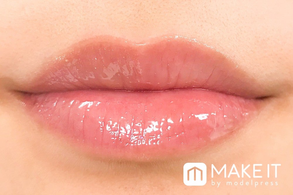 to/one／ペタル エッセンス グロス／09 スパークルピンク 使用 (C)メイクイット