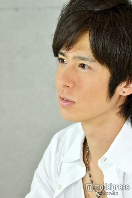 真剣な眼差しでインタビューに応じてくれました