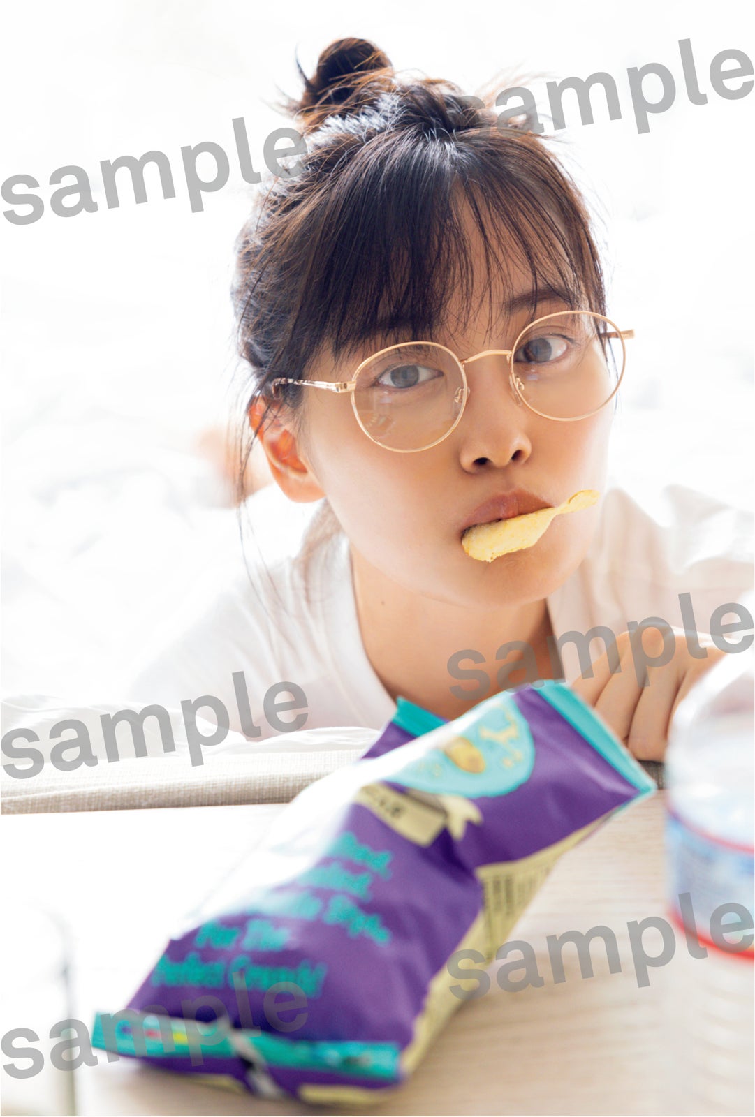 山下美月 2nd写真集「ヒロイン」乃木坂46 Mobile限定ポストカード／撮影：須江隆治（See）