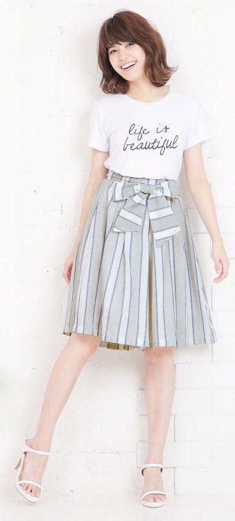 リボン付2wayストライプ柄ガウチョパンツ「神戸レタス」2690円（税込）