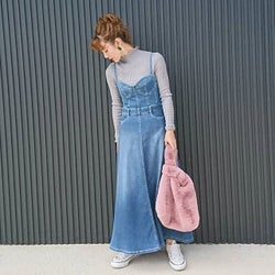 気分ほっこり♡ ちょい大人可愛いを作るなら「ふんわりもこもこアイテム」を一点投入!