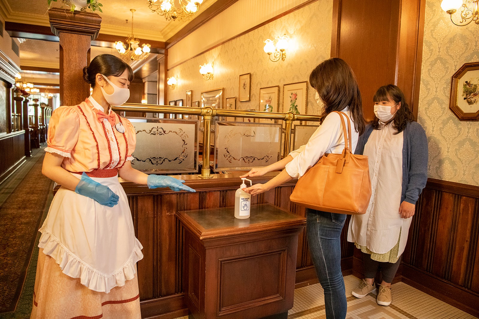 イーストサイド・カフェ（C）Disney