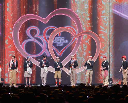 &TEAM、結成の地で4曲初披露 愛嬌10連発・客降り・スイーツ作り…バレンタイン間近の甘い2時間半【ファンミ全体レポ】