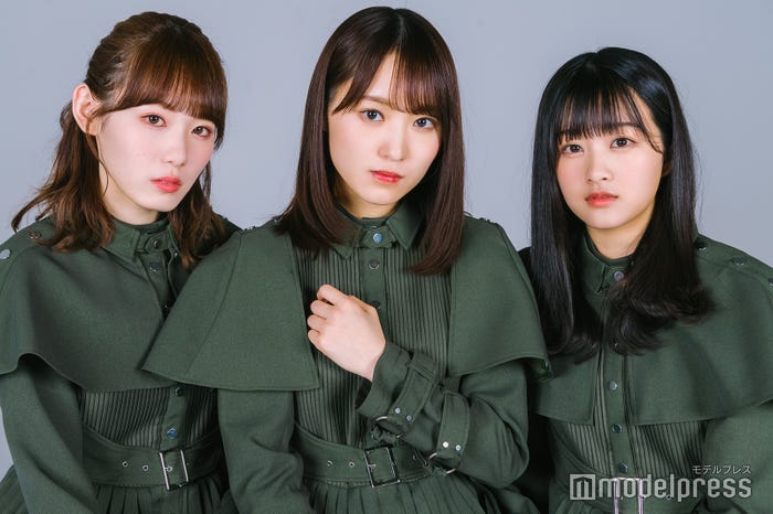 (左から)小池美波、菅井友香、原田葵(C)モデルプレス