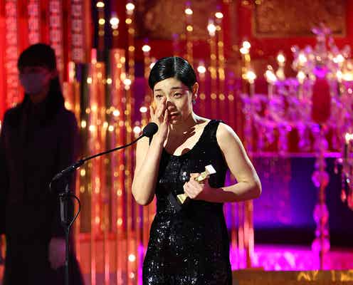 安藤サクラ、最優秀助演女優賞受賞で涙 妻夫木聡に引退宣言していた<第46回日本アカデミー賞>