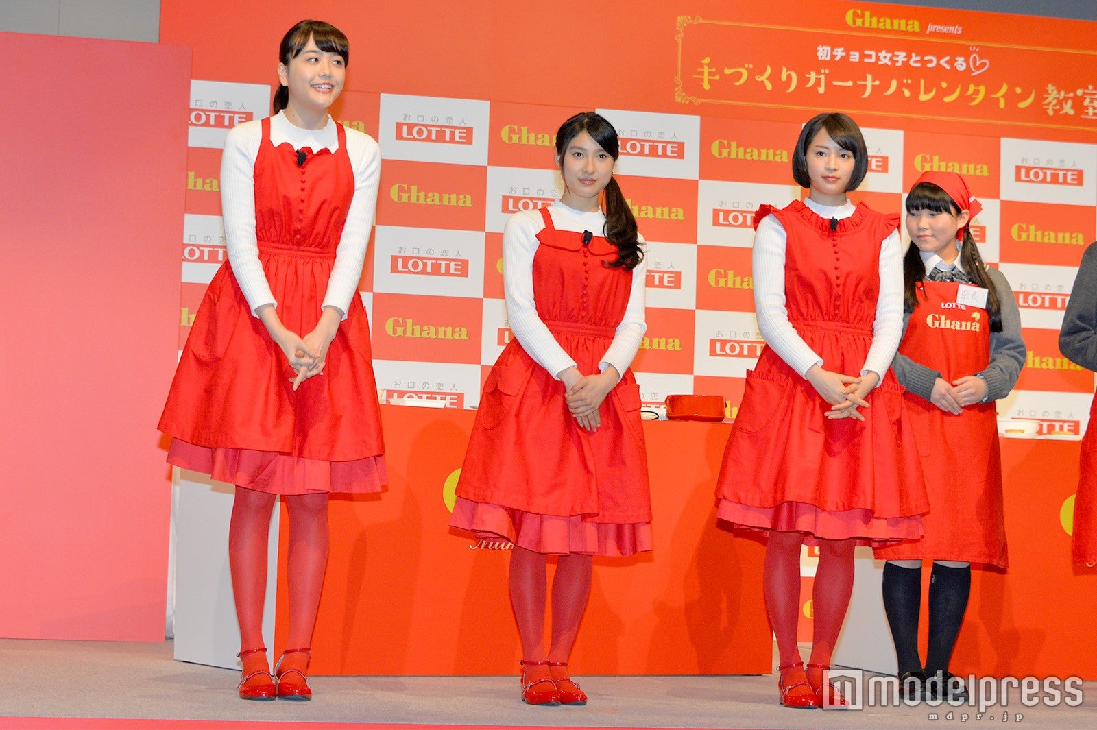 松井愛莉、土屋太鳳、広瀬すず（C）モデルプレス