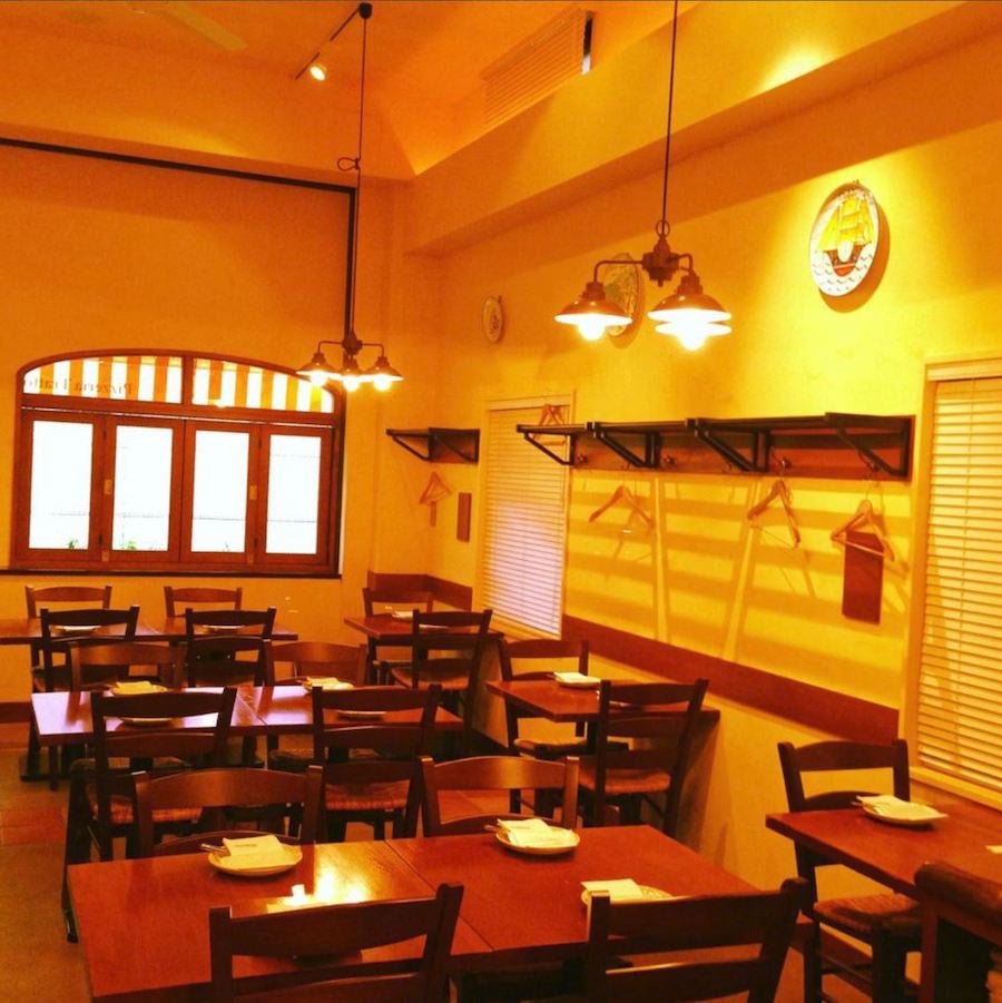 ピッツェリア トラットリア ヴォメロ店内