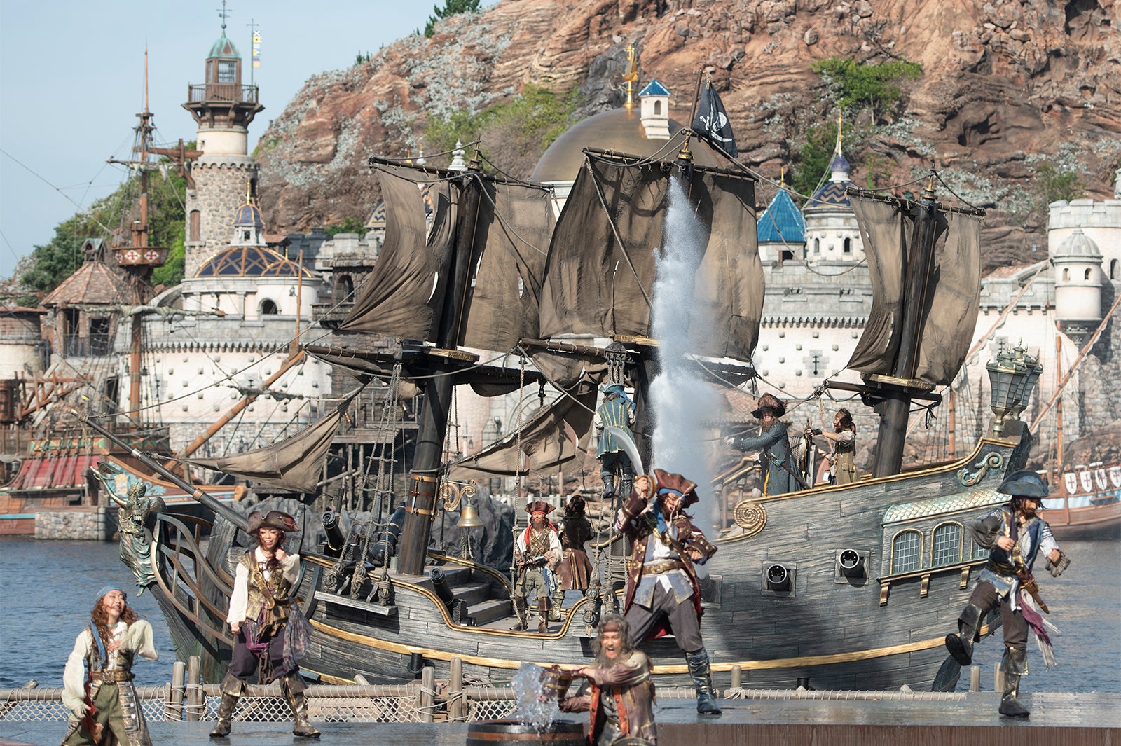 「パイレーツ・サマーバトル “ゲット・ウェット！”」（C）Disney