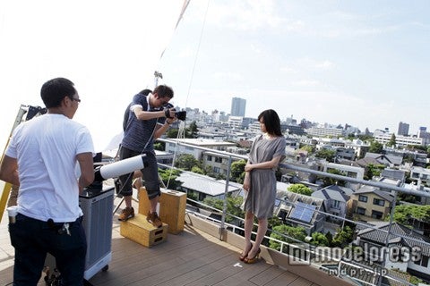 前田敦子メイキングカット