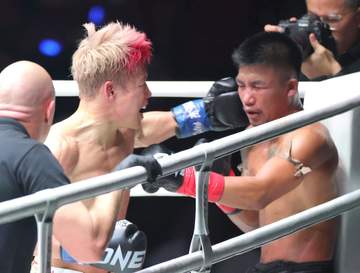 “ムエタイの伝説”がぼう然「悲しくてたまらない」武尊に壮絶KO負けのロッタン 号泣姿に反響「引退する相手にKO負け。この悔しさは一生消えないだろうな」