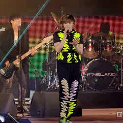 左から:イ・ジェジン、イ・ホンギ