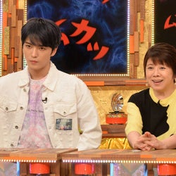 ジェジュン「スカッとする瞬間」公開 独特な姿に質問飛び交う