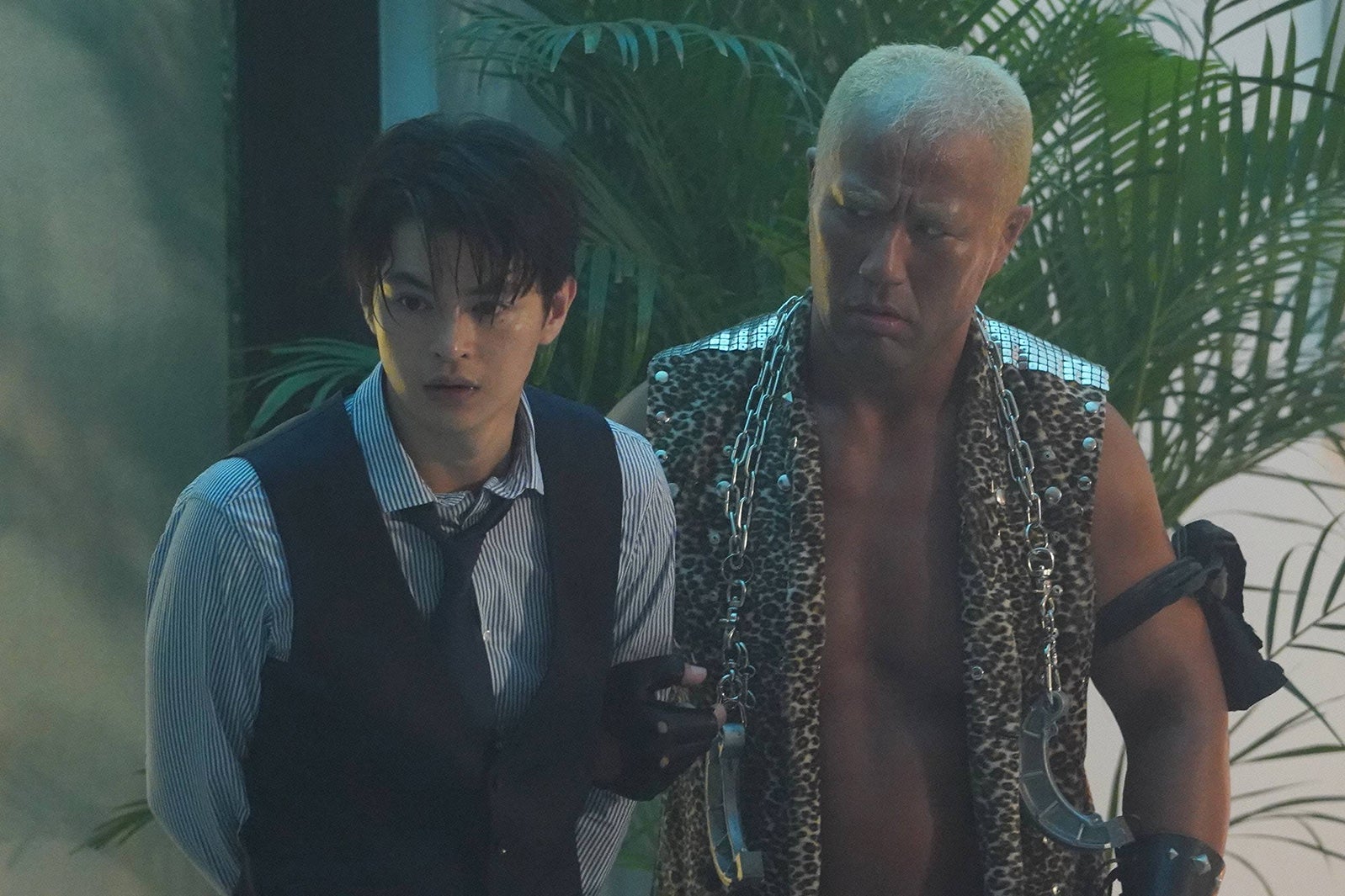 瀬戸康史、本間朋晃（C）フジテレビ