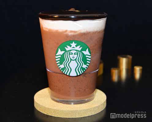 【スタバ新作メニュー】「オペラ フラペチーノ」“飲むケーキ”のような濃厚な飲み心地&贅沢感のある一杯<試飲レポ>