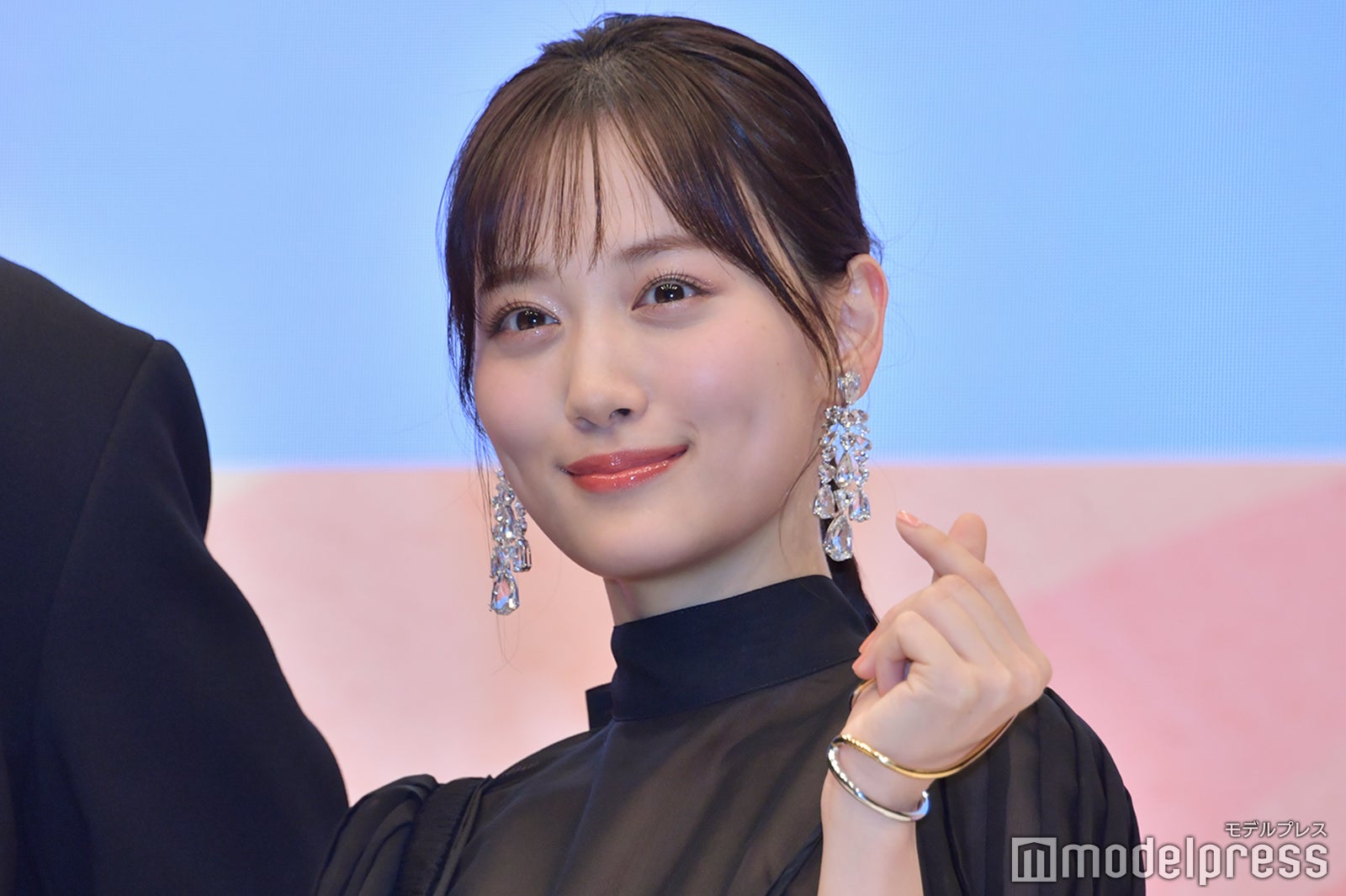 乃木坂46山下美月、師匠と慕う芸人明かす「すごくアドバイスしてもらった」＜Eye Love You＞ - モデルプレス