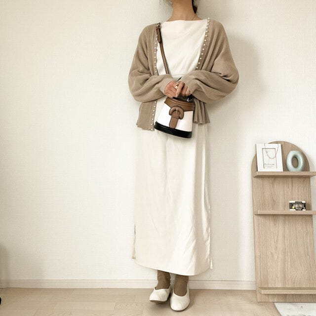 SHEIN　バッグ　淡色