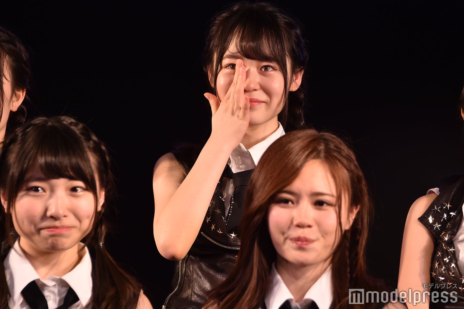 後輩・西川怜の涙にもらい泣きする場面も／AKB48「ヤバいよ！ついて来れんのか？！」公演（C）モデルプレス