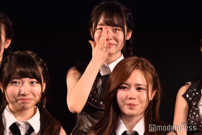 後輩・西川怜の涙にもらい泣きする場面も/AKB48「ヤバいよ!ついて来れんのか?!」公演(C)モデルプレス
