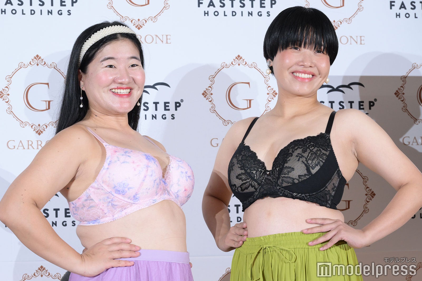 よしこ、まひる（C）モデルプレス