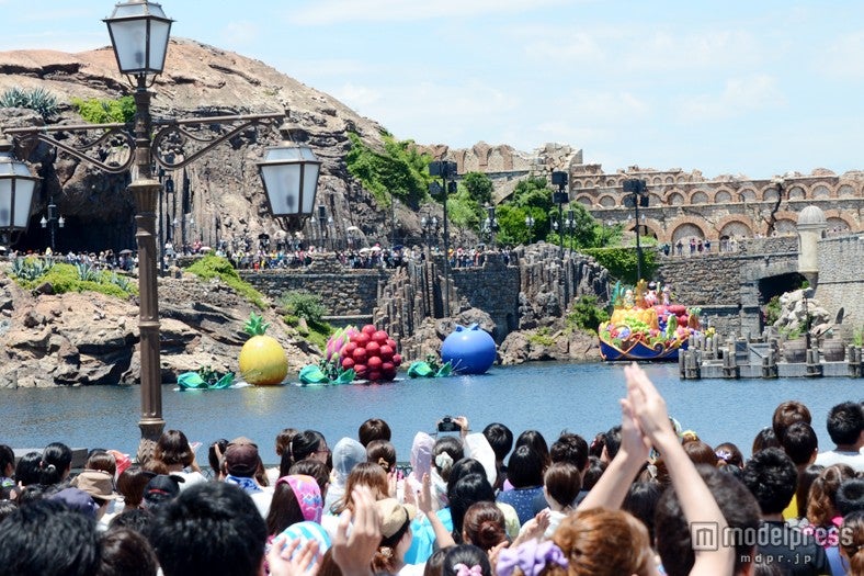 フルーツバルーンが登場