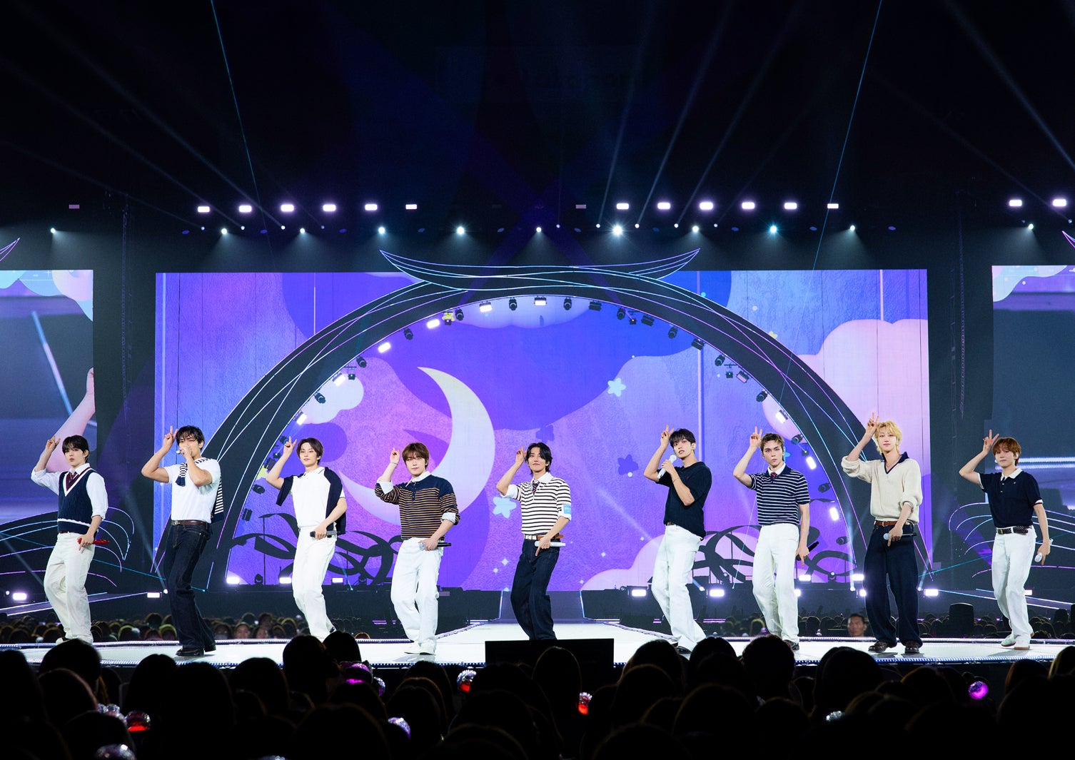 SEVENTEEN（P）＆（C） PLEDIS Entertainment