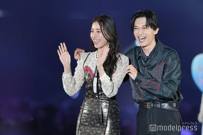 新木優子、吉沢亮 (C)モデルプレス