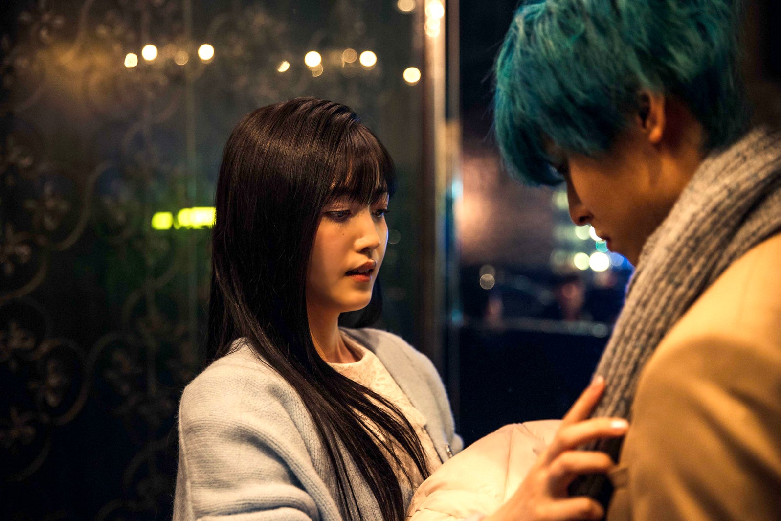 久保史緒里、高野洸「探偵マリコの生涯で一番悲惨な日」より（C）2023「探偵マリコの生涯で一番悲惨な日」製作委員会