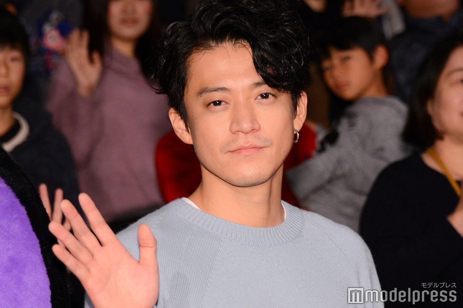 小栗旬（C）モデルプレス