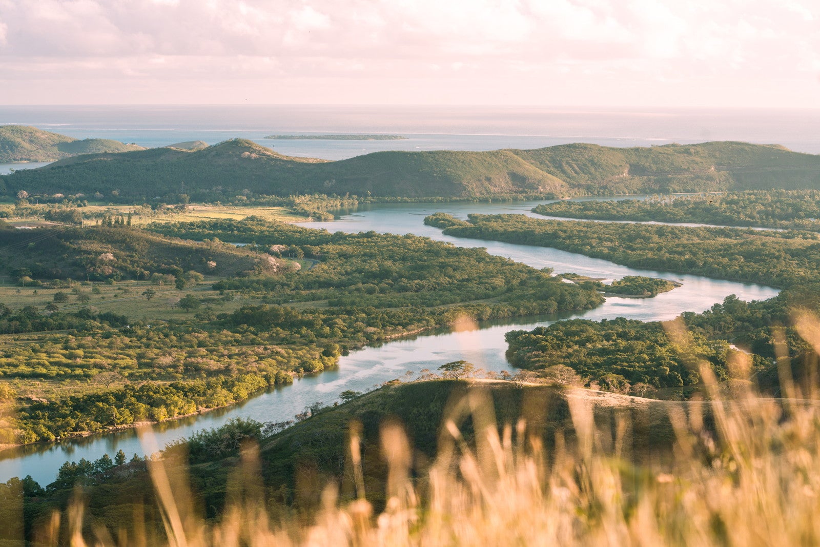 ブーライユの丘からの眺め（C）Mimo NCT