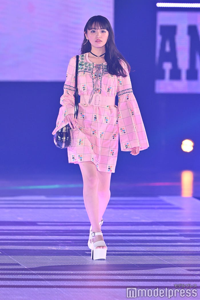 香音(C)モデルプレス