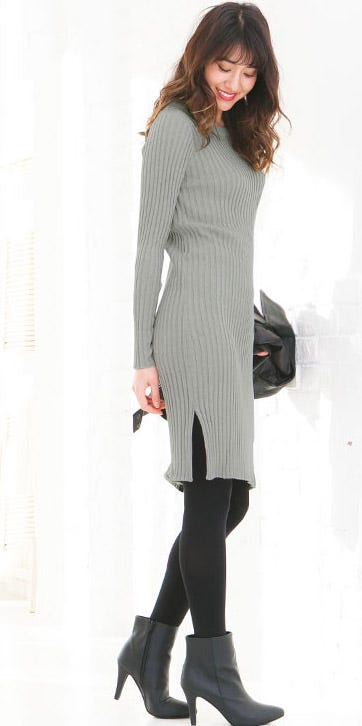 サイドスリット入り☆リブ編みIライン長袖ミドルゲージニットワンピ―ス「神戸レタス」2,768円(税込)/画像提供:神戸レタス