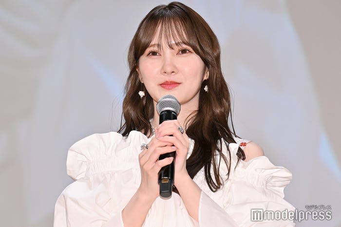 加藤史帆(C)モデルプレス