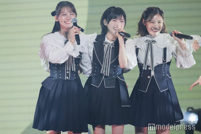 小嶋真子、岡田奈々、西野未姫(C)モデルプレス
