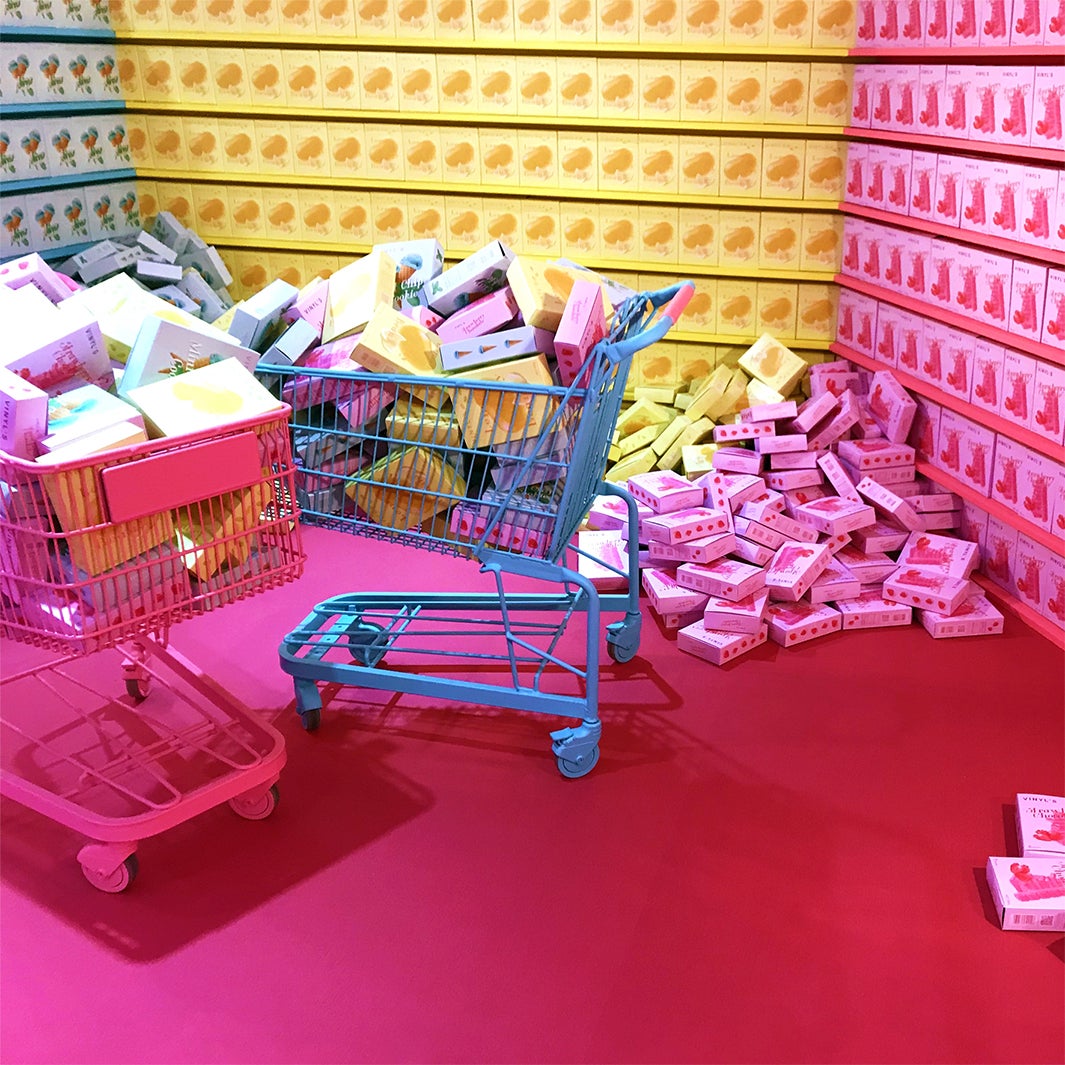 インスタ映えを狙え！フォトジェニックアート展『VINYL MUSEUM』銀座で開催