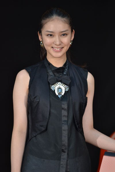 武井咲、スキニーパンツで颯爽と登場　｢ワイルド・スピード MEGA MAX｣公開記念イベント