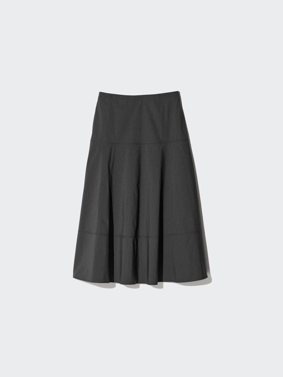 ユニクロのコットンナイロンサーキュラースカート