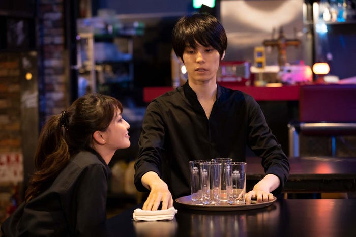 木下彩音、萩原利久(C)読売テレビ
